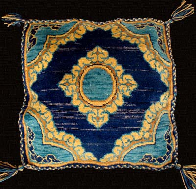 medalliion cushion cover